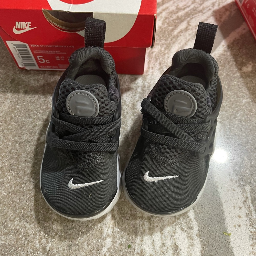Toddler nike presto